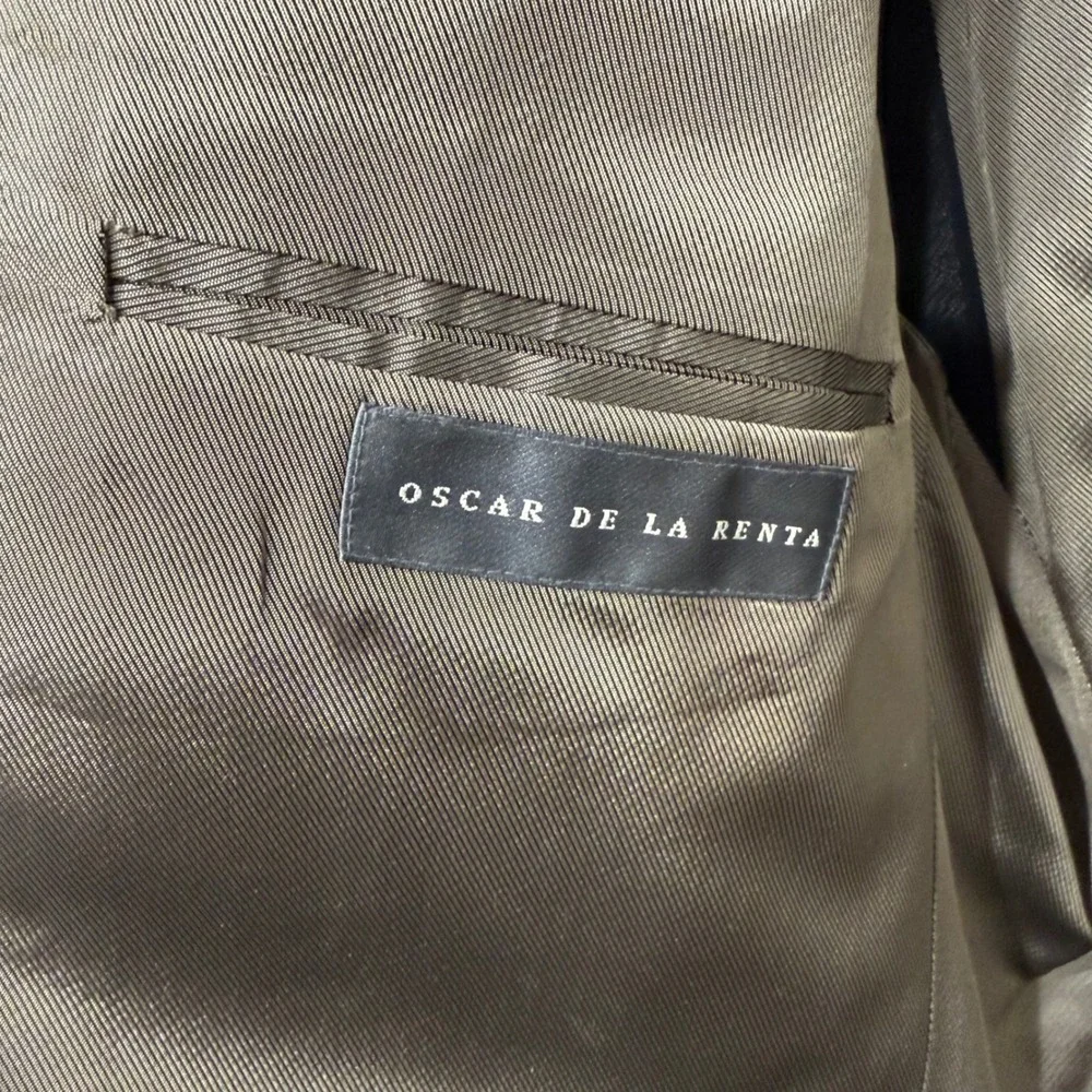 Oscar de la Renta *ai cover